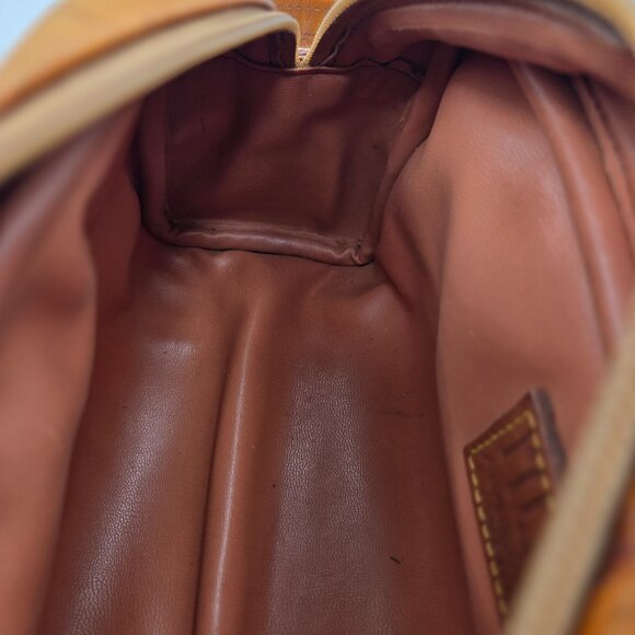 Geo Classic Clutch Bag - Picture 5 of 5